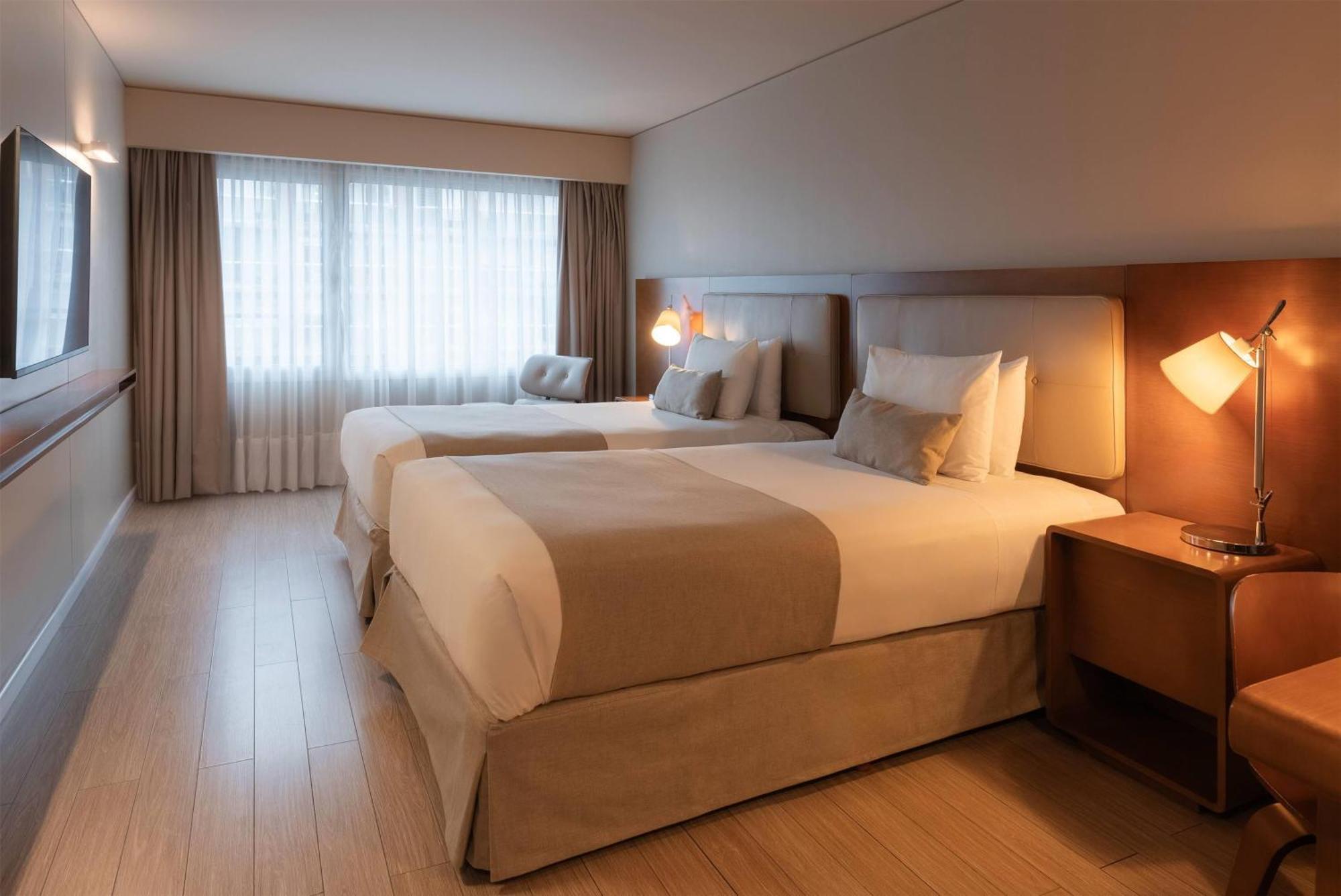 Hotel Dazzler By Wyndham 4*